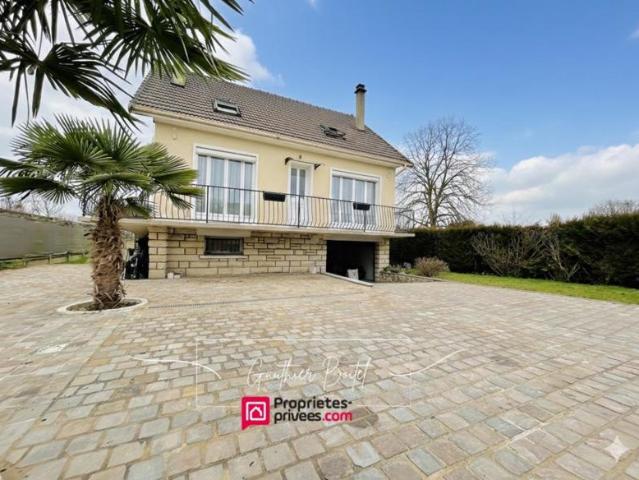 Maison Fontenay Tresigny 5 pièce s 130 m2