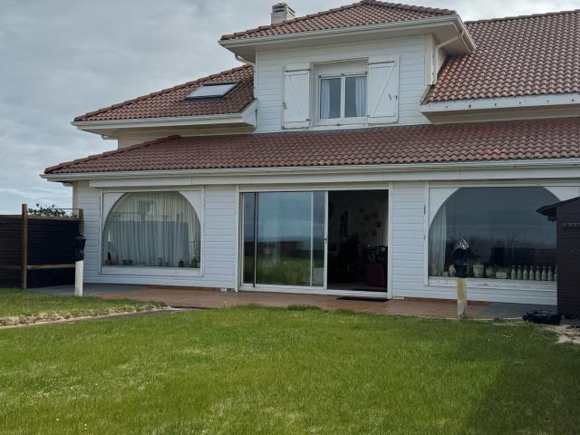 Maison face à l'océan
