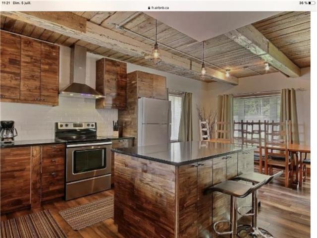 Maison face au fleuve a petite riviere saint francois
