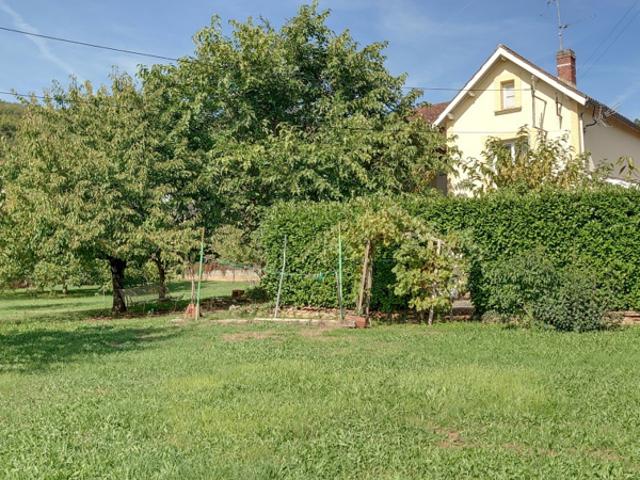 MAISON FAMILALE 6 PIECES 134 M2 SUR JARDIN 3000 M2 46700 DUR