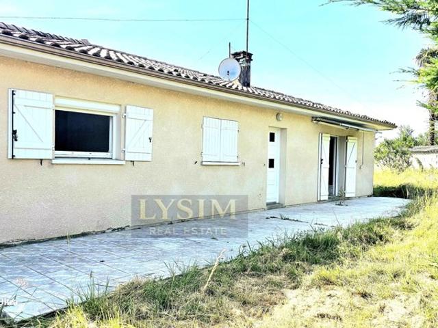 Maison familial de plain pied 104m2 4 chambres Terrain de 980m2 piscinable