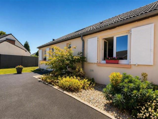 MAISON FAMILIALE MARLY