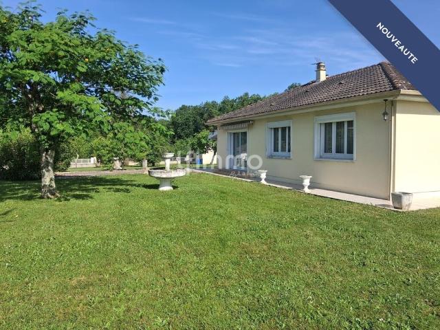 Maison familiale au calme avec grand terrain