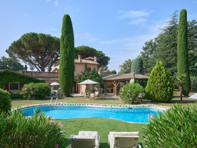 Maison familiale au calme absolu 230m² Saint Vallier de Thiey