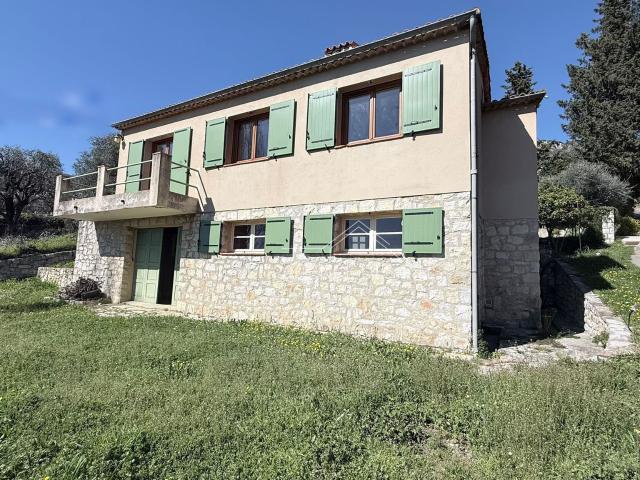MAISON FAMILIALE AU CALME ABSOLU AVEC VUE DEGAGEE PLEIN SUD