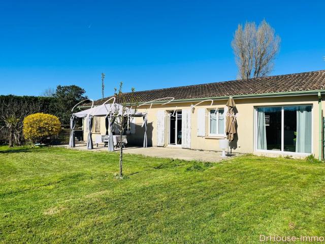 Maison familiale aux volumes exceptionnels 120 m² sur 800 m² de terrain