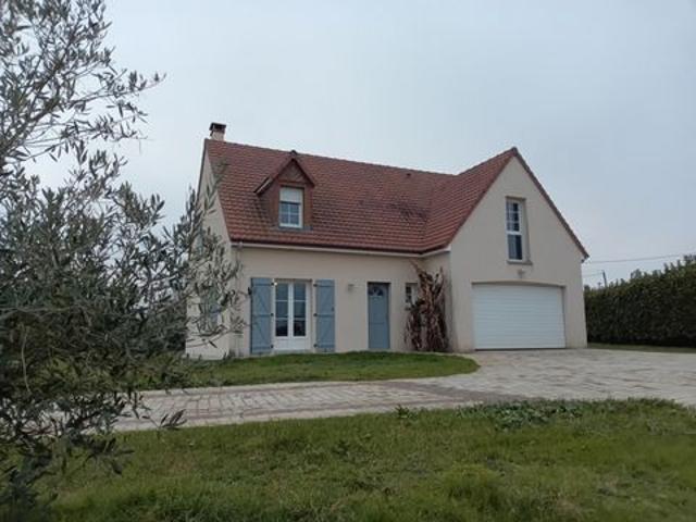 Maison Familiale aux ALpes Mancelles à Découvrir ! 4 chambres, Poele buches, Terrain clos, proche Ecoles et Collège