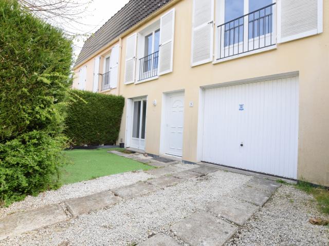 Maison familiale avec 5 chambres et 2 SDB