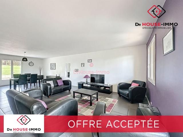 RARE: Maison avec appartement indépendant, 2 500 m² de parc et prestations récentes