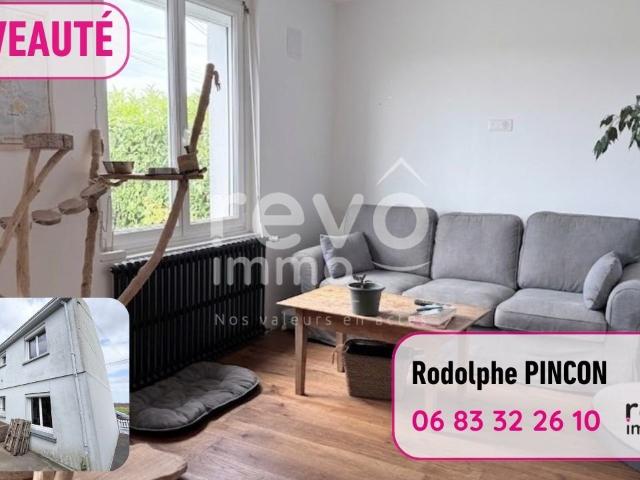 Maison familiale avec beaux volumes 5 chambres Coeur de Land. 140m² Landemont