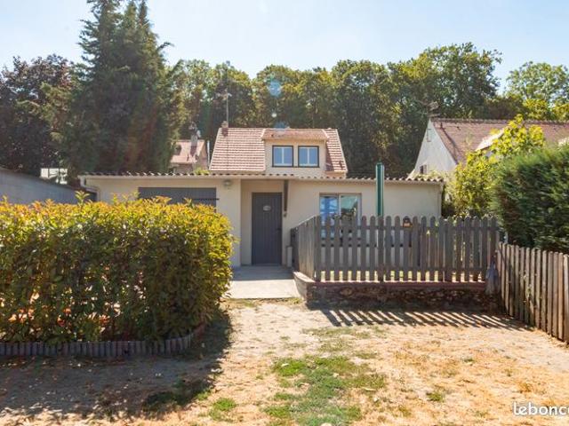 Maison familiale avec garage et grand jardin – 129 m² – SAINT MICHEL SUR ORGE