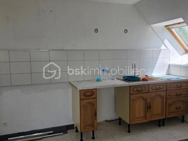 Maison familiale avec double potentiel d'habitation et terrain supplémentaire