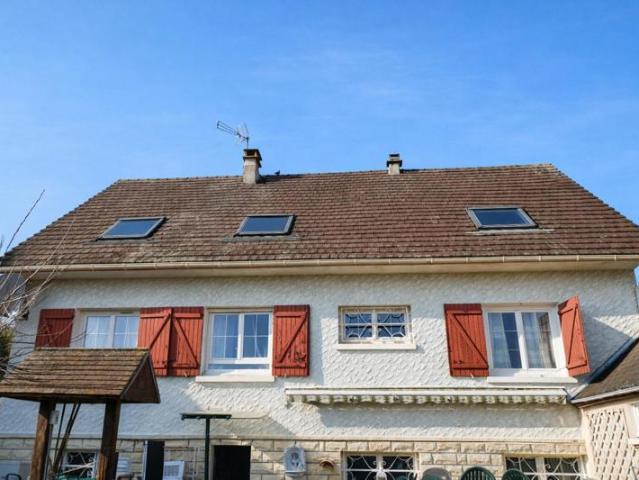 Maison familiale avec double rentabilité locative