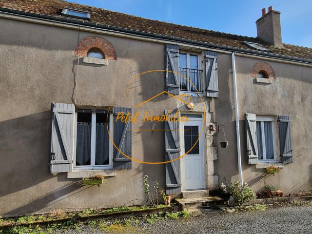 Maison familiale avec dépendances et jardin clos Beau potentiel