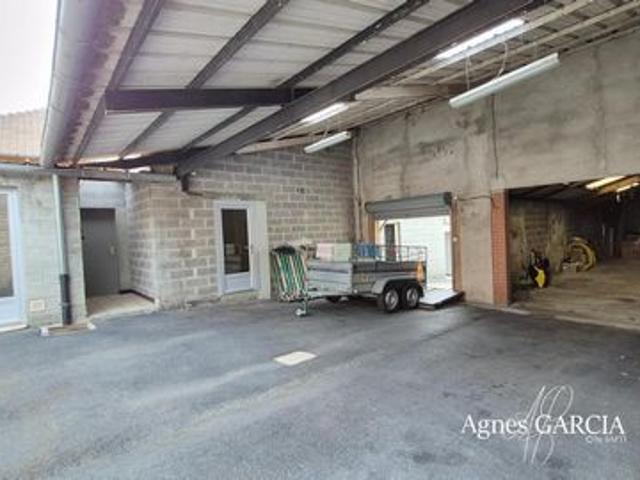 Maison familiale avec hangar et grand jardin