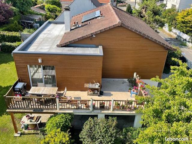 Maison familiale avec jardin à Cachan, proche BOURG LA REINE