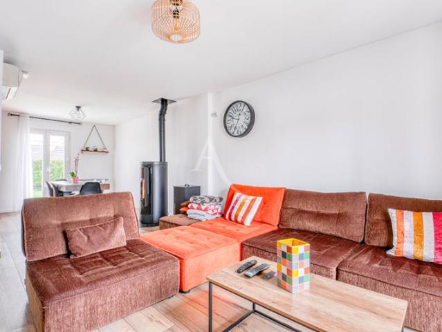 Maison familiale avec jardin, environnement calme