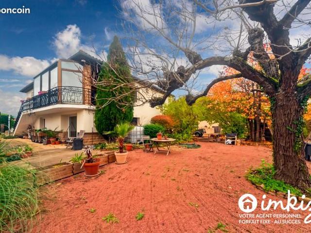 Maison familiale avec jardin 17 mn de la gare