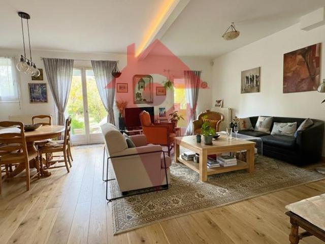 Maison familiale avec jardin, 4 chambres et fort potentiel