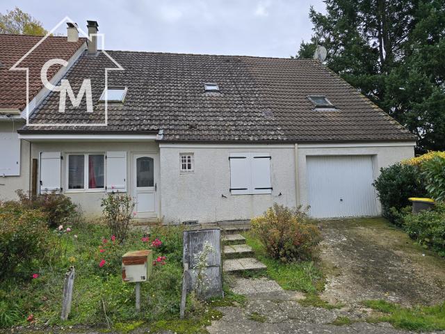 Maison familiale avec sous sol complet et jardin