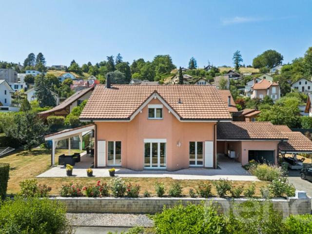 Maison familiale avec potentiel de studio ou bureau