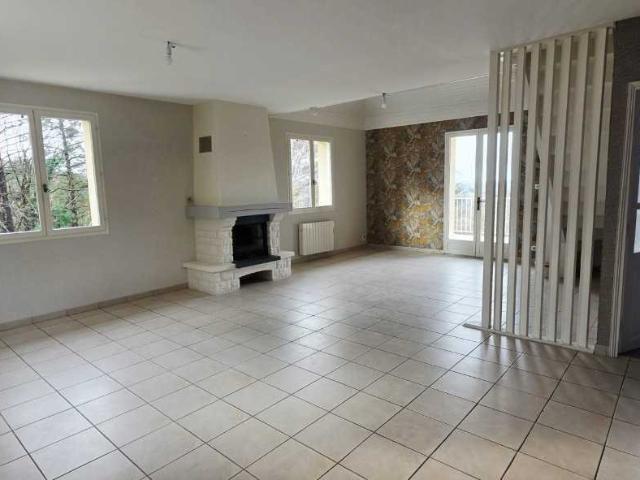 Maison familiale avec potentiel locatif 149m² Aubazines