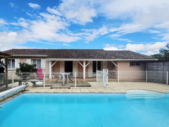 Maison familiale avec piscine