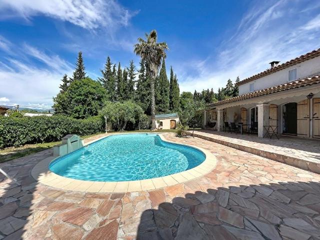 Maison Familiale avec piscine 119m² Cagnes sur Mer