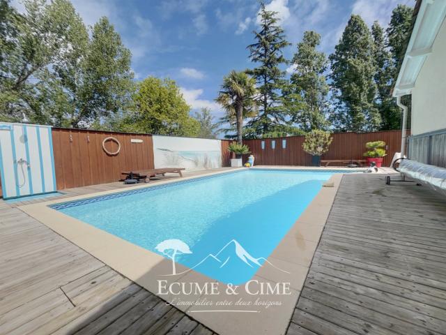 Maison familiale avec piscine 150m² Mérignac