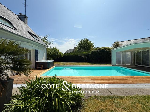 Maison familiale avec piscine couverte et chauffée — Hillion 22120 | réf: 202682