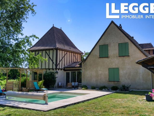 Maison familiale avec piscine et vue sur les vignes