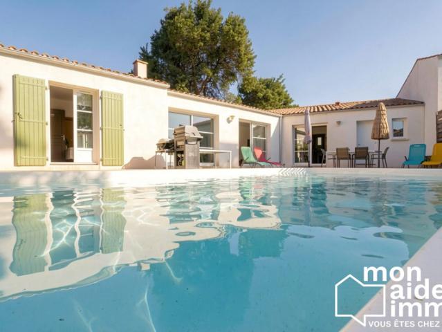Maison familiale avec piscine et duplex attenant indépendant