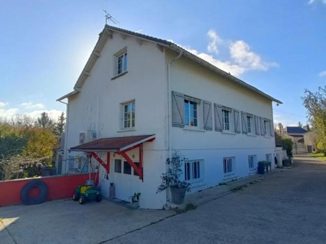 MAISON FAMILIALE AVEC PISCINE MIGNÉ AUXANCES