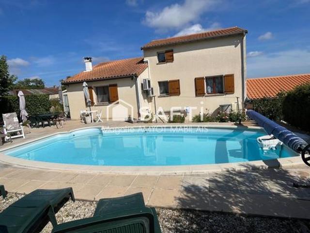 Maison familiale avec piscine, sous sol complet et vue sur les vignes