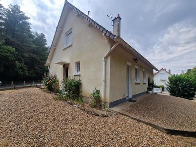 Maison familiale avec terrain de 1 100 m²