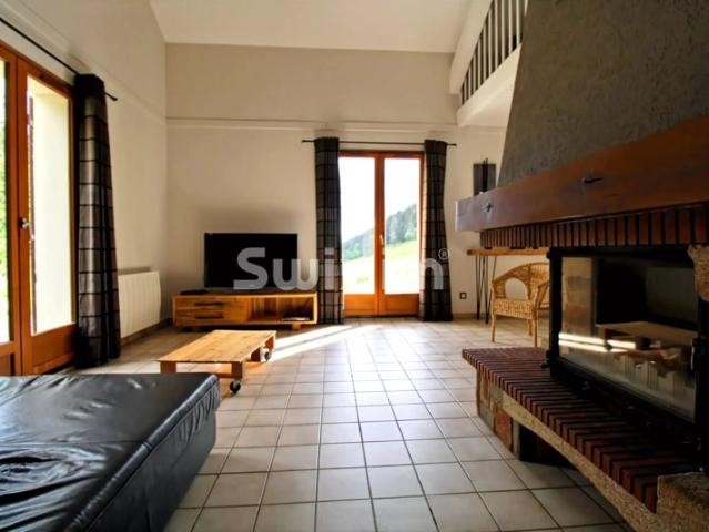 Maison familiale avec terrain de 1 500 m², fort potentiel d'aménagement