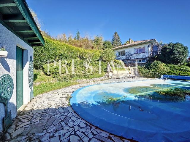 Maison familiale avec piscine Vue pyrénées, proche Bayonne