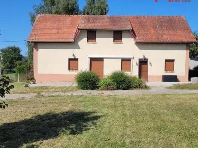 Maison Familiale à DOUVREND