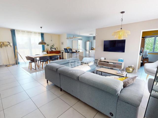 Maison familiale à Fussy de138m2