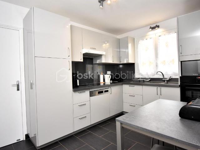 ORMESSON SUR MARNE Maison familiale 135m² 4 chambres Jardin & double garage