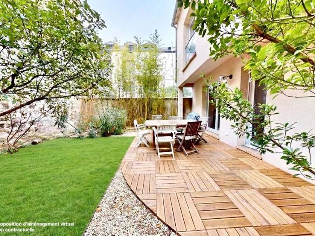 Maison familiale à La Garenne Colombes limite Courbevoie