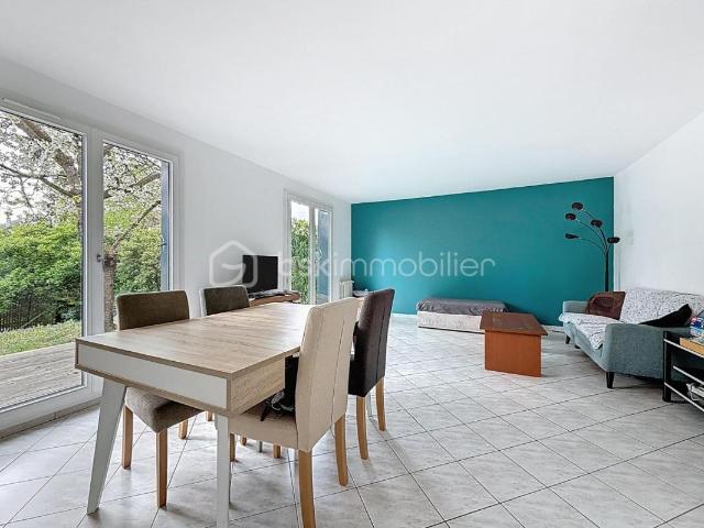 Maison familiale à Montesson avec jardin, 4 chambres, au calme