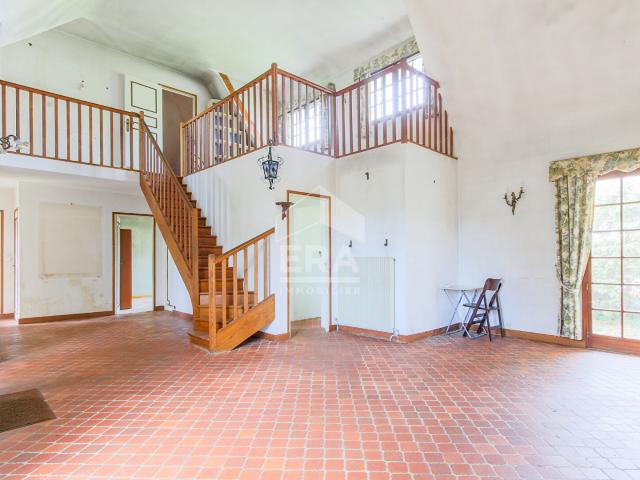 Maison familiale à rénover à Beynes Secteur Val Des 4 Pignons