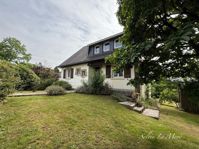 Maison familiale à vendre dans la campagne paisible de Saint Barnabé 22600, à proximité de Loudéac