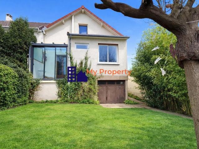Maison familiale à vendre quartier calme et pavillonnaire