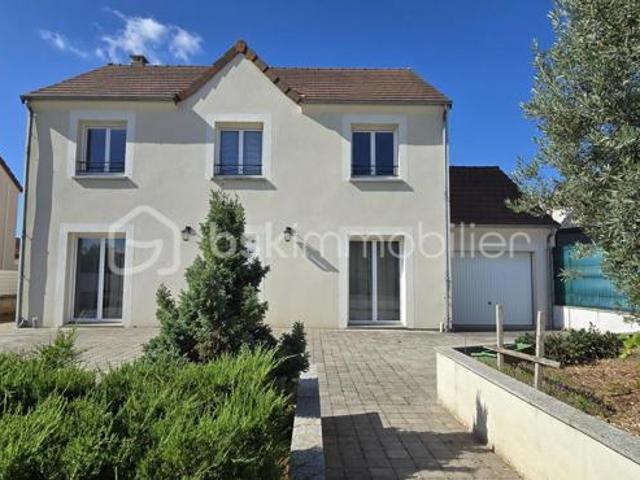 Maison familiale BBC 7 pièces 5 chambre