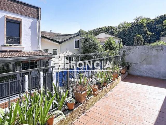 Maison familiale – beaux volumes – 4 chambres – sous sol total – garage – exclusivité