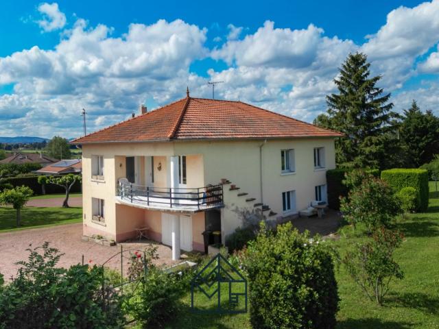Maison familiale Commelle Vernay