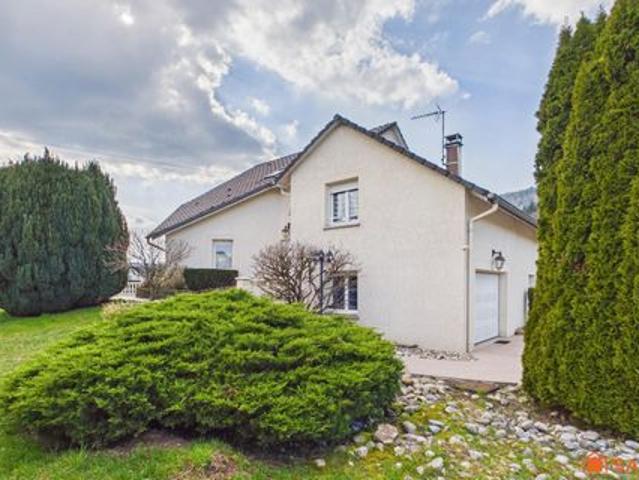 Maison familiale confortable avec 4 chambres