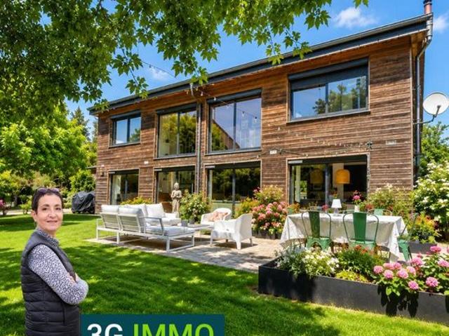Maison familiale contemporaine bois 163 m² – 6 chambres – 8 pièces DPE C – Proche Houdan – Écoles et commerces à pied